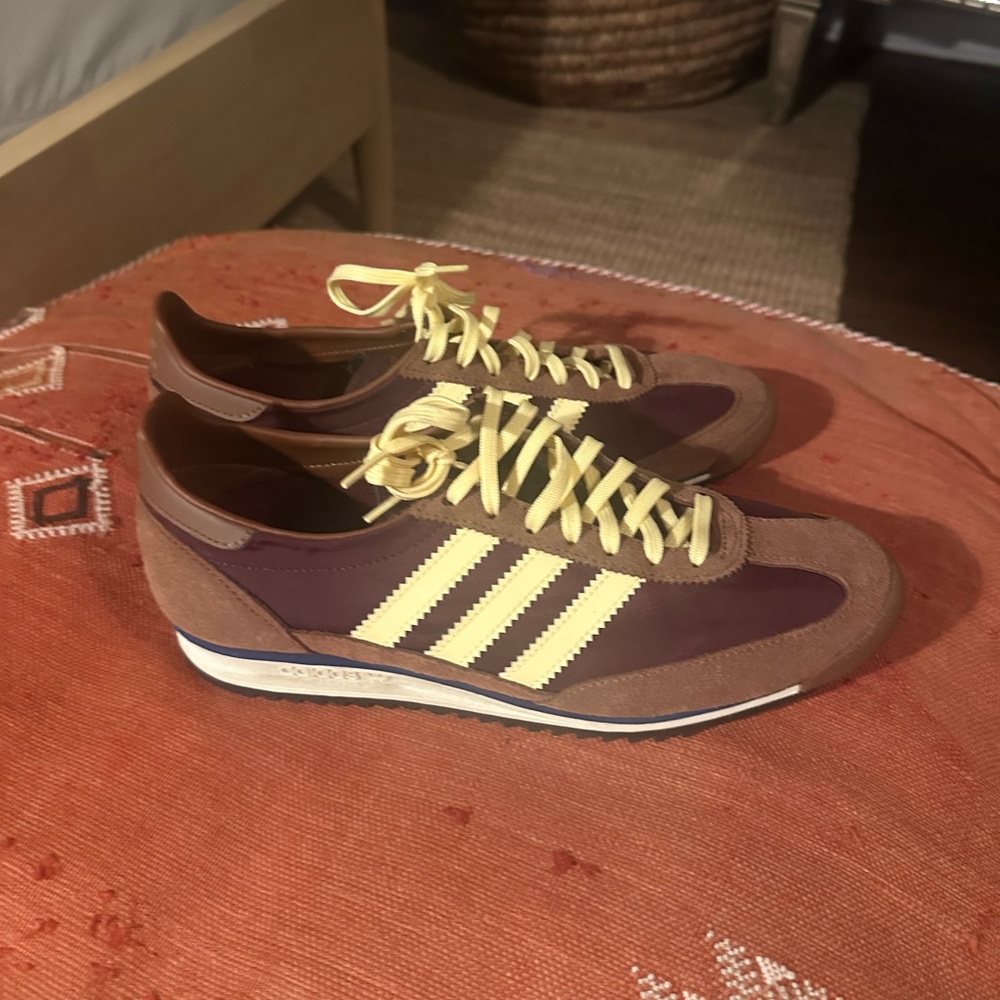 Adidas SL72 Sneakers Brown Size 9